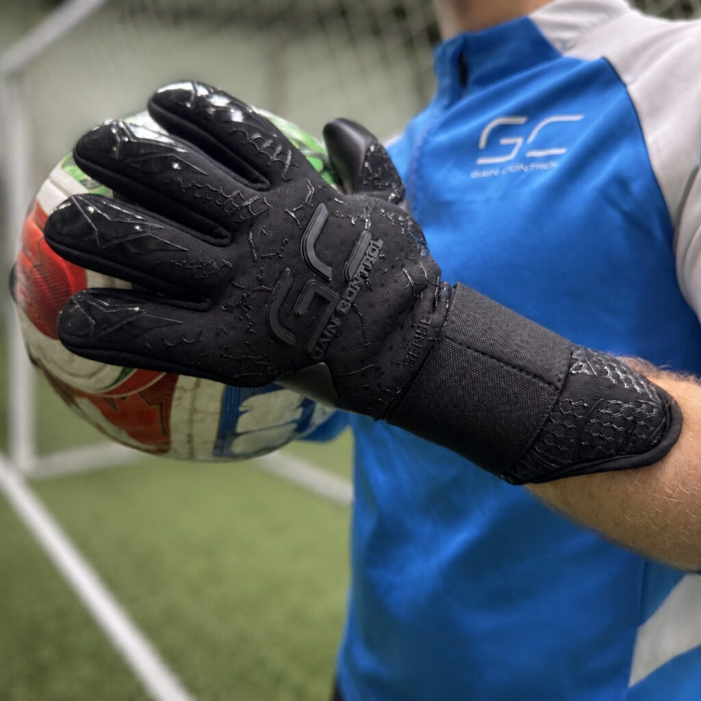 gain control goalkeeper gloves sense black negative cut 7